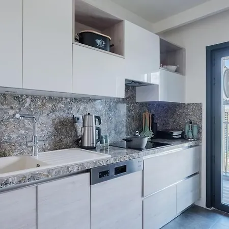 Апартаменты Cozy 2br Modern Comfort Meets Elegance