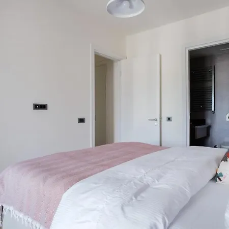 Cozy 2br Modern Comfort Meets Elegance Апартаменты