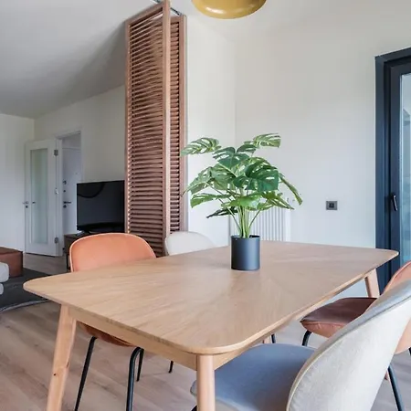 Cozy 2br Modern Comfort Meets Elegance Стамбул